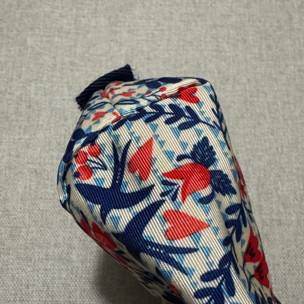 Like New Primrose Hill MakeUp Bag-Red/Navy/Cream Print-ZipTop - Picture 6 of 11